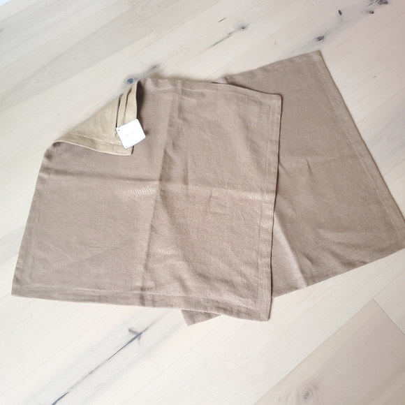 Pottery Barn Bedding Pottery Barn Tan 0 Linen Zipper Pillow Shams